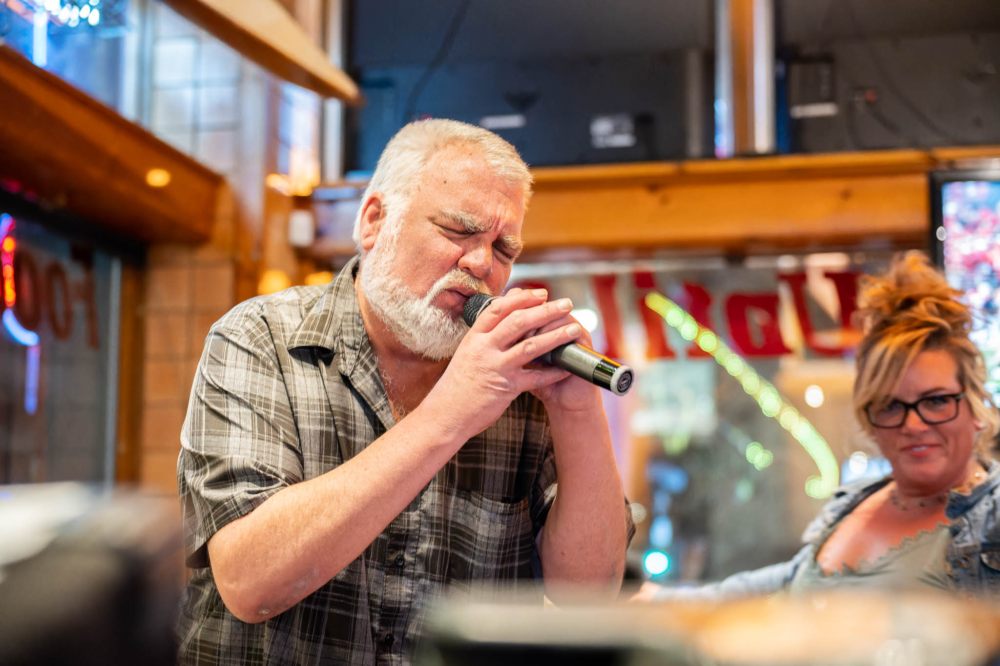 Read more about the article Karaoke Spots in Downtown GR